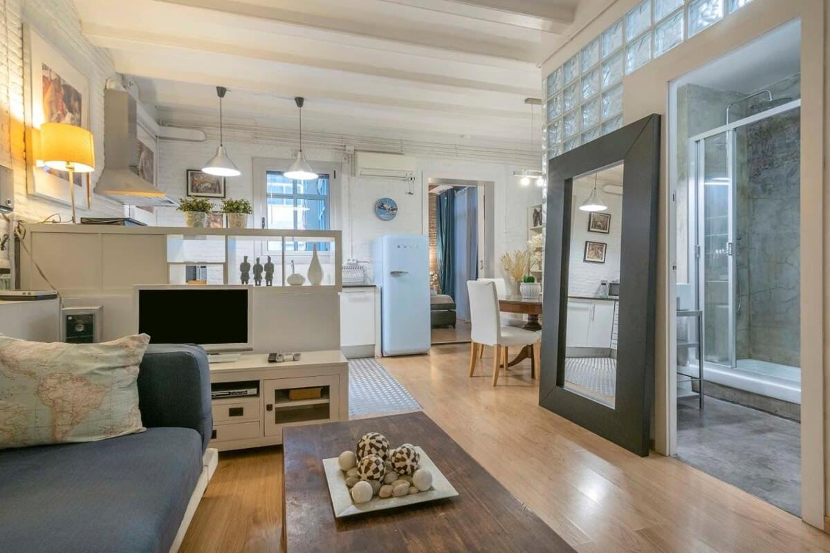Exclusive 2 Bedroom Apartment In The City Center Barcelona Exterior foto